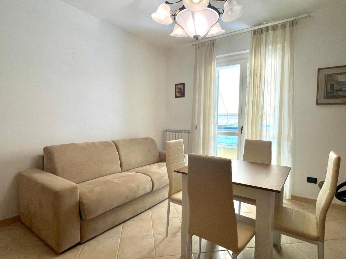 Sunset Boutique Apartment Marina di Massa Εξωτερικό φωτογραφία